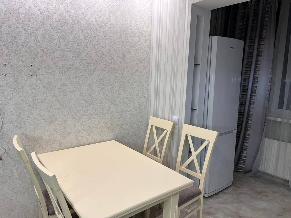 Стильна та простора 2кімн квартира 68м2 у м. Вишневе Вишневое - изображение 3