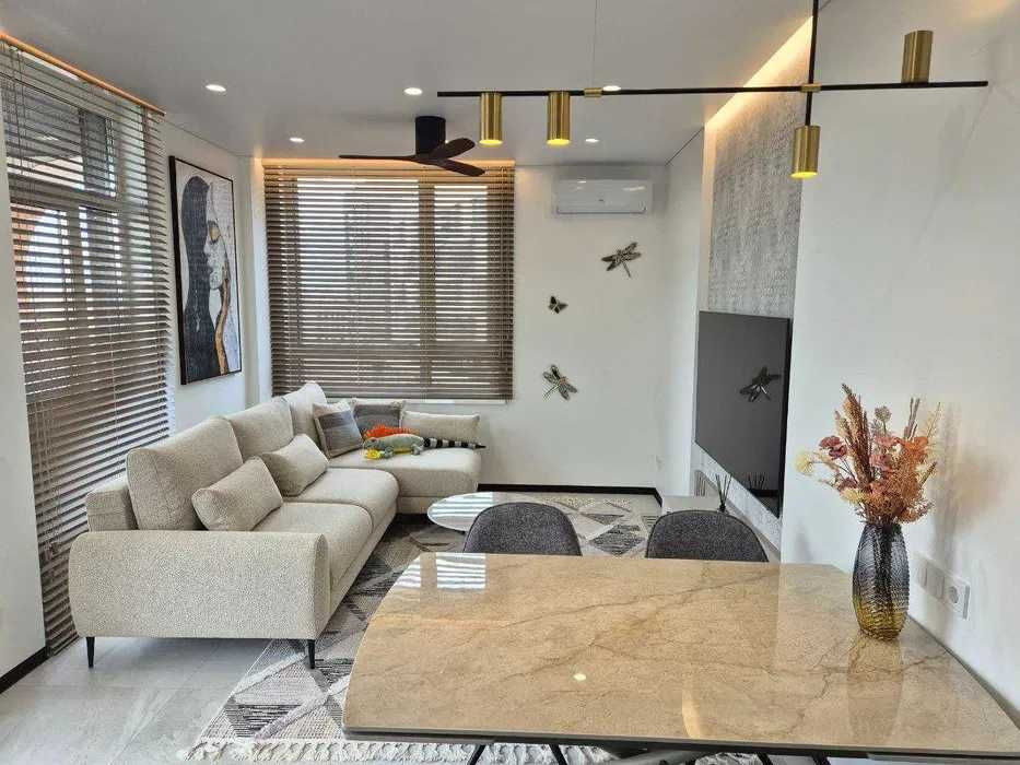 Вишуканий дизайнерський ремонт 2-к ЖК Республіка Respublika Республика Киев - изображение 1