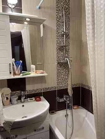 Продам трьох кімнатну квартиру по Захисників України Чернигов