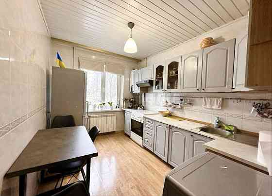 ТЕРМІНОВО Продаж 3-х кімнатної квартири з АО м-в Леваневського Біла Церква