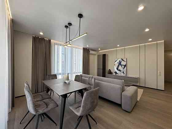 Продам простору трикімнатну квартиру на березі озера Ивано-Франковск