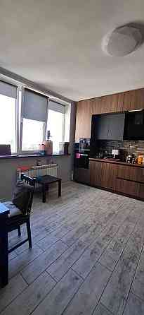 2 кімнатна квартира 70 м Теремки, поруч метро Васильківська і ВДНХ Киев