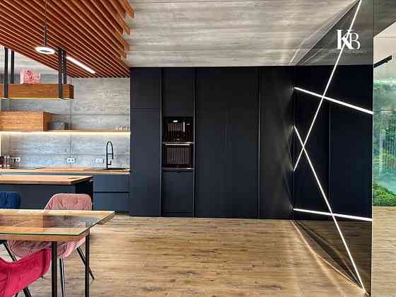 Продам квартиру преміум-класу вулиця Космічна Днепр