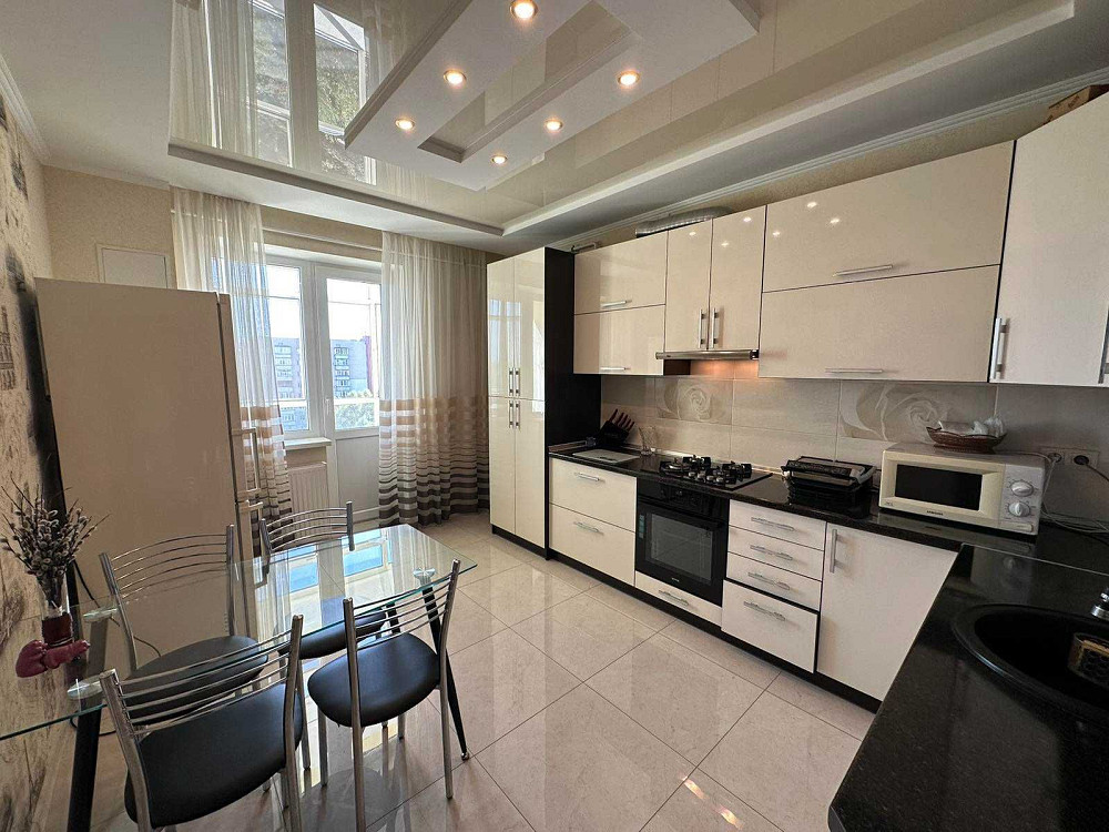 2 кімн кв-ра в Елітному комплексі в Центрі міста з закритою територією Чернигов - изображение 2