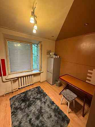 Оренда 3х кімнатної, ПРОСПЕКТ (ТЦ МАЙДАН), ЗАСКЛЕНИЙ БАЛКОН, вільна! Черновцы