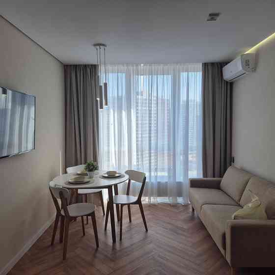 Оренда 1-кімн., ЖК Варшавський плюс, вул.Івана Виговського 40/12. Киев