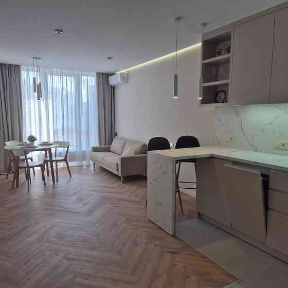 Оренда 1-кімн., ЖК Варшавський плюс, вул.Івана Виговського 40/12. Киев