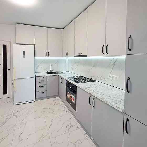 Здається в оренду 2 кім кв Тисменецька 307 в новобудові Угорники