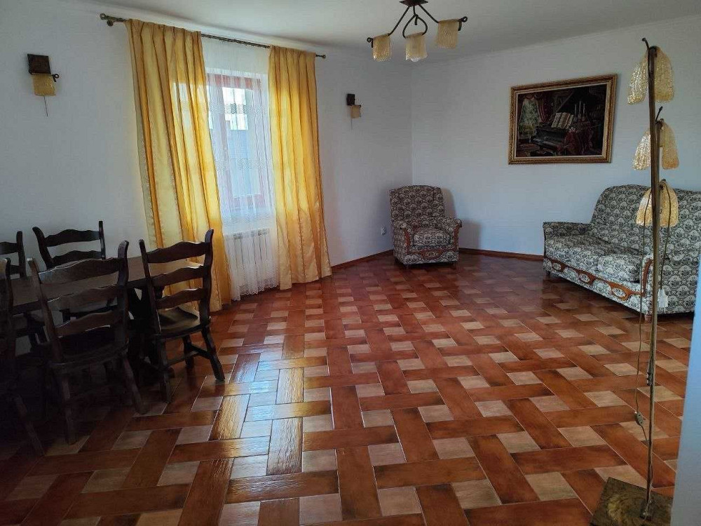 Оренда 2х Карнаухова в приватному секторі Рівне - зображення 3