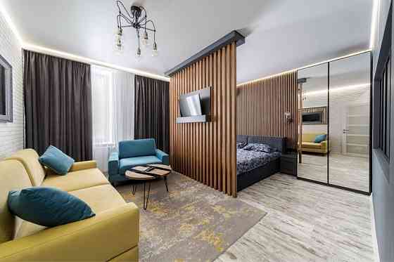 2кім кв вул.Винниченка центр міста , паркова зона , євроремонт Львов