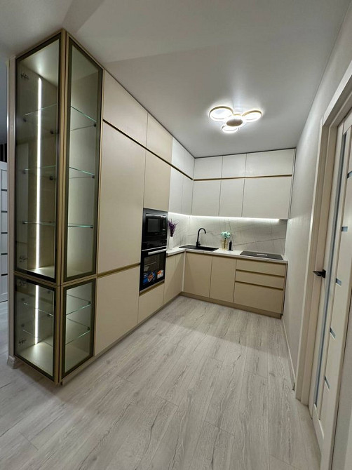 Продажа 2 кімнатної квартири ЖК Атлант на Петлюри 28 Бровари - зображення 1