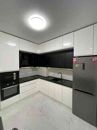 ПРОДАЖ: Класна 2-х VIP новобуд, РІВНЕНСЬКА (5хв доТЦ МАЙДАН,McDonalds) Черновцы