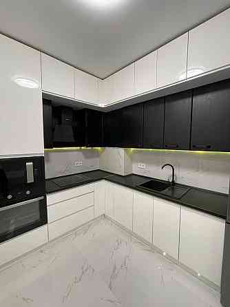 ПРОДАЖ: Класна 2-х VIP новобуд, РІВНЕНСЬКА (5хв доТЦ МАЙДАН,McDonalds) Черновцы