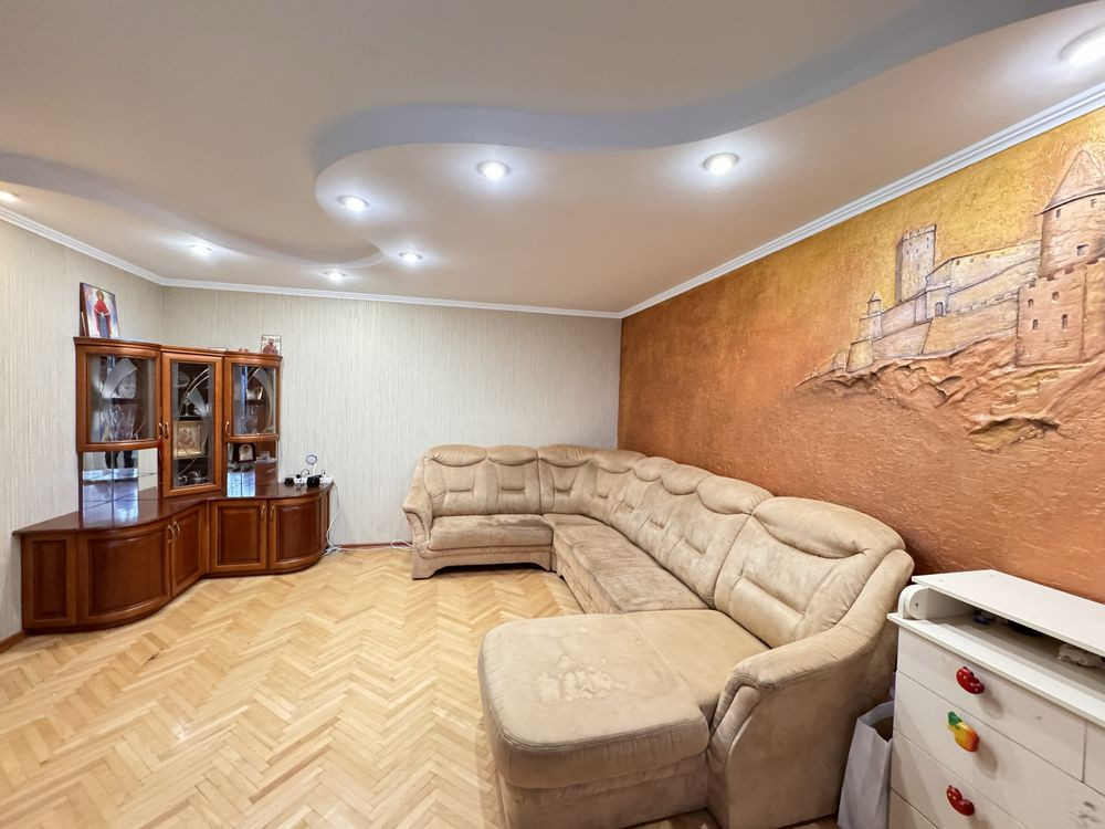 3к! Пулюя 5б ( Соломʼянська / Кадетський гай / Повітрофлотський ) Киев - изображение 4