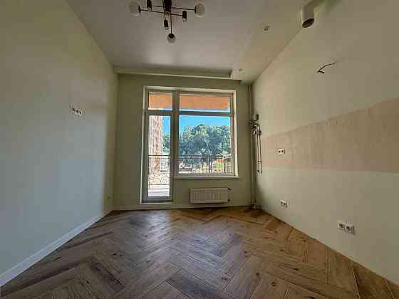 Срочно! 2-к квартира (2 к+ кухня) 60 м2 Печерск , рядом Липки Центр Киев