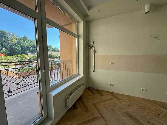 Срочно! 2-к квартира (2 к+ кухня) 60 м2 Печерск , рядом Липки Центр Киев