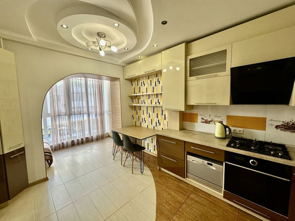 Гарна 1-кімнатна кв 49м2 в ЖК Софія Сіті Л. Українки 19 Софіївська Бор Софиевская Борщаговка - изображение 2