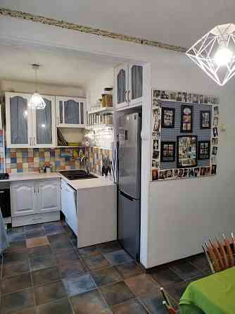 3к квартира по вул.Мілютенка 23, Лісовий масив Киев