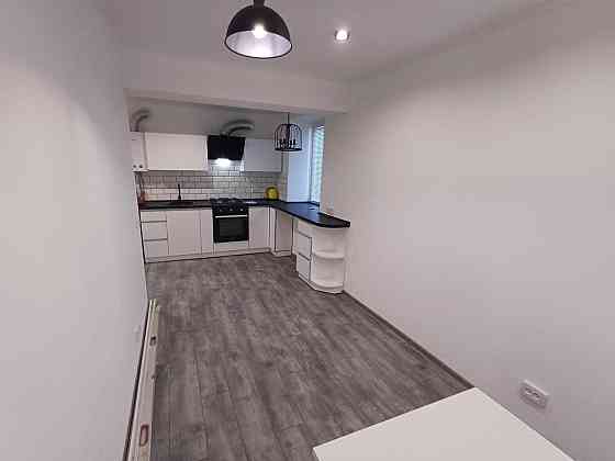 Сдам 2-х комн кв. Олеся Гончара 2этаж Центр Днепр