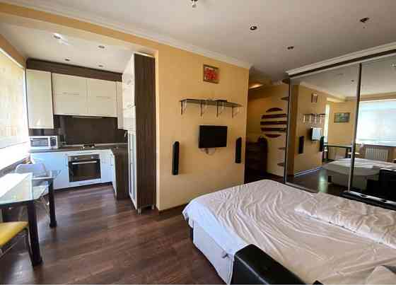 Сдам 1-ком студию . Центр Днепр