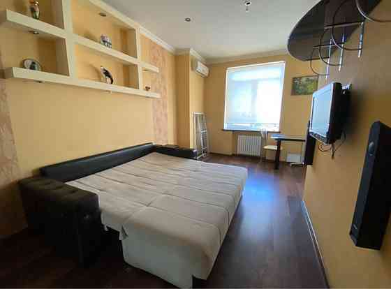 Сдам 1-ком студию . Центр Днепр