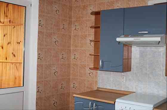 Аренда 2-комнатной Алматинская 15 минут метро Черниговская. Свободна Киев