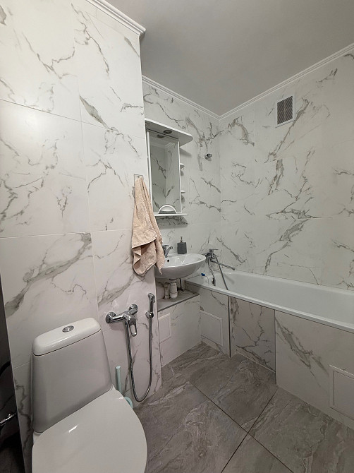 Оренда 2-х к.квартири, вул. Кубанської України 51 Киев - изображение 6