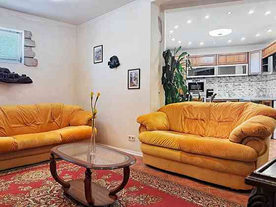 Оренда 3-х кім. квартири на Бориса Гмірі, 1Б/6, дворівнева 130кв.м Киев