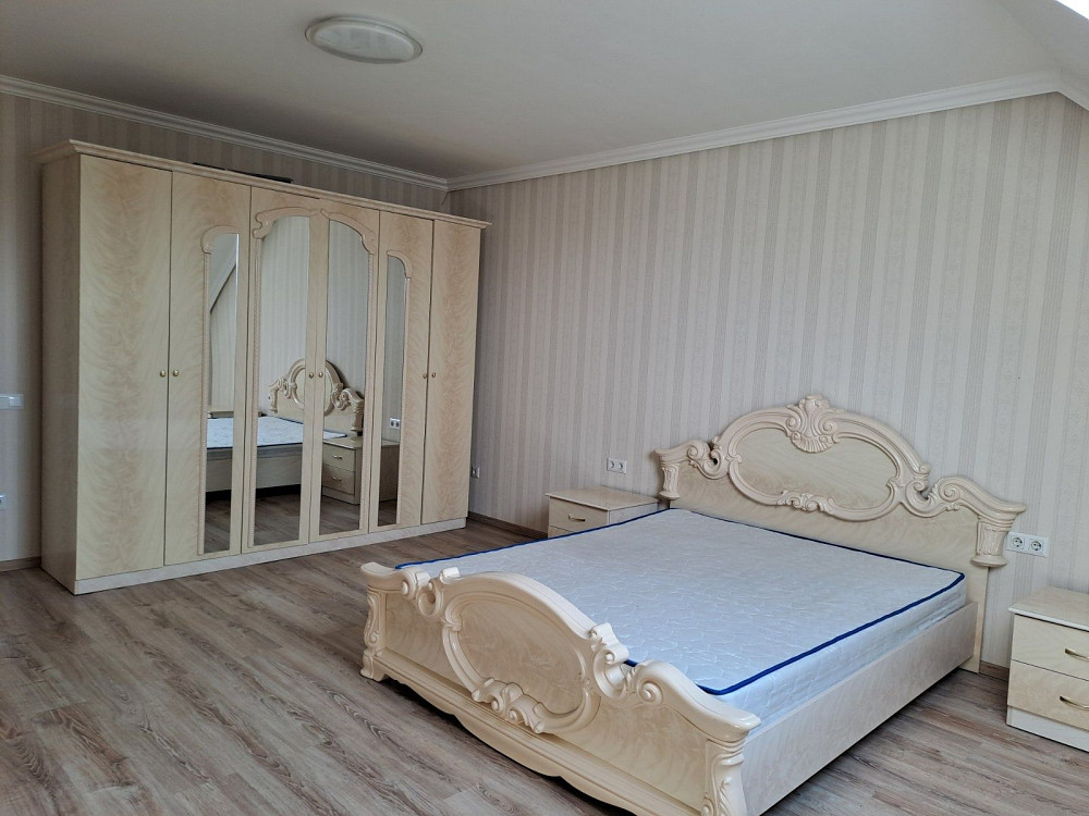 Здається євро-двушка поруч центр. Мукачево - зображення 2