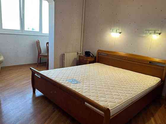 Продаж 3 к.квартири,видова,гарний стан,Проспект Правди 17! Київ