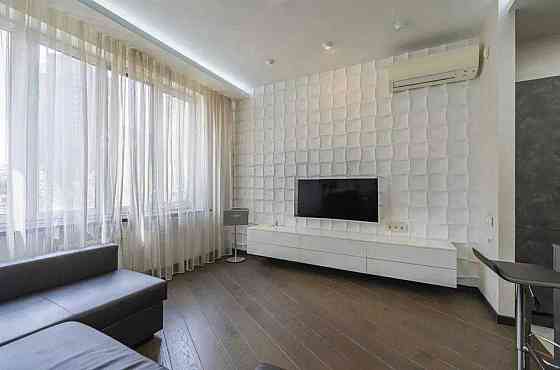 продаж дизайнерскої 3кім кватири ЖК Золотоустівський Київ