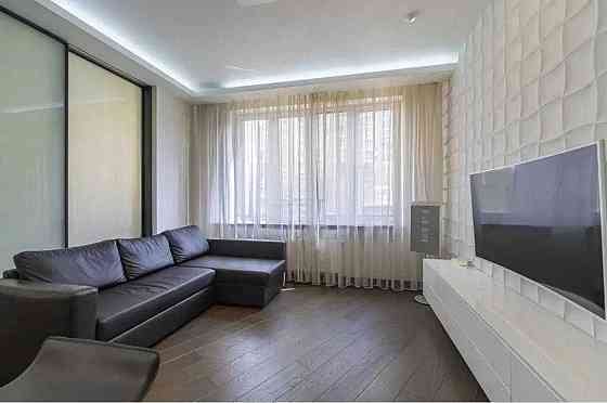 продаж дизайнерскої 3кім кватири ЖК Золотоустівський Київ