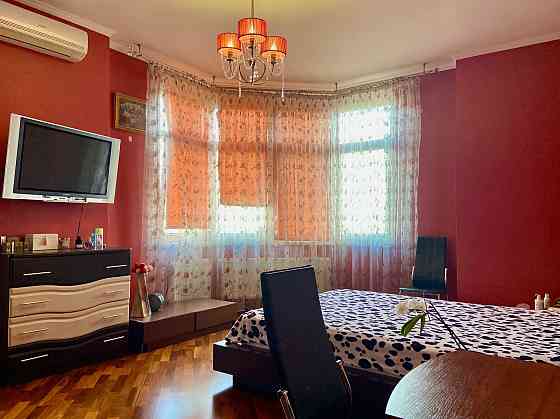 Без% Продам 3 кімн 137м Печерськ Коновальця Євгена (Щорса) 36б Київ