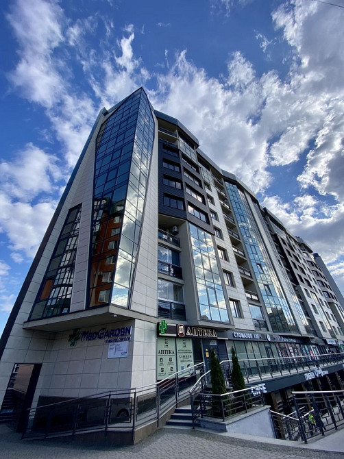 Продам велику 2х кімнатну новобудову біля парку Шевченка Черновцы - изображение 1