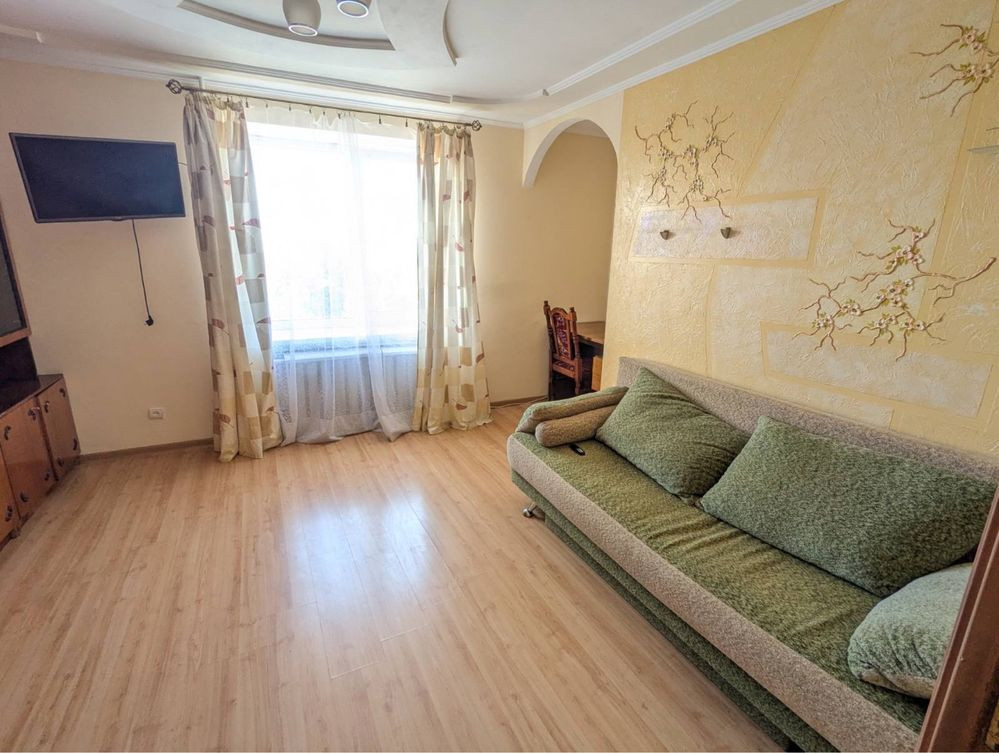 Здається 2 кімнатна квартира вул.Соборна 438 Рівне - зображення 1