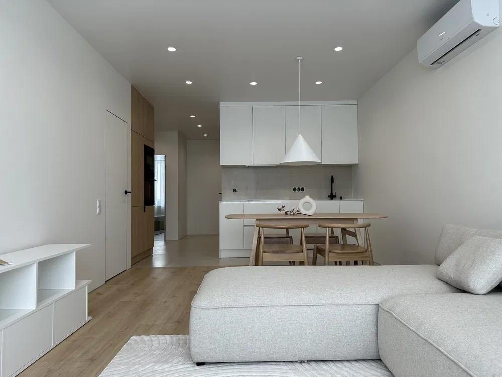 Оренда стильної квартири в новобудові Чорновола Голоско Львов - изображение 1