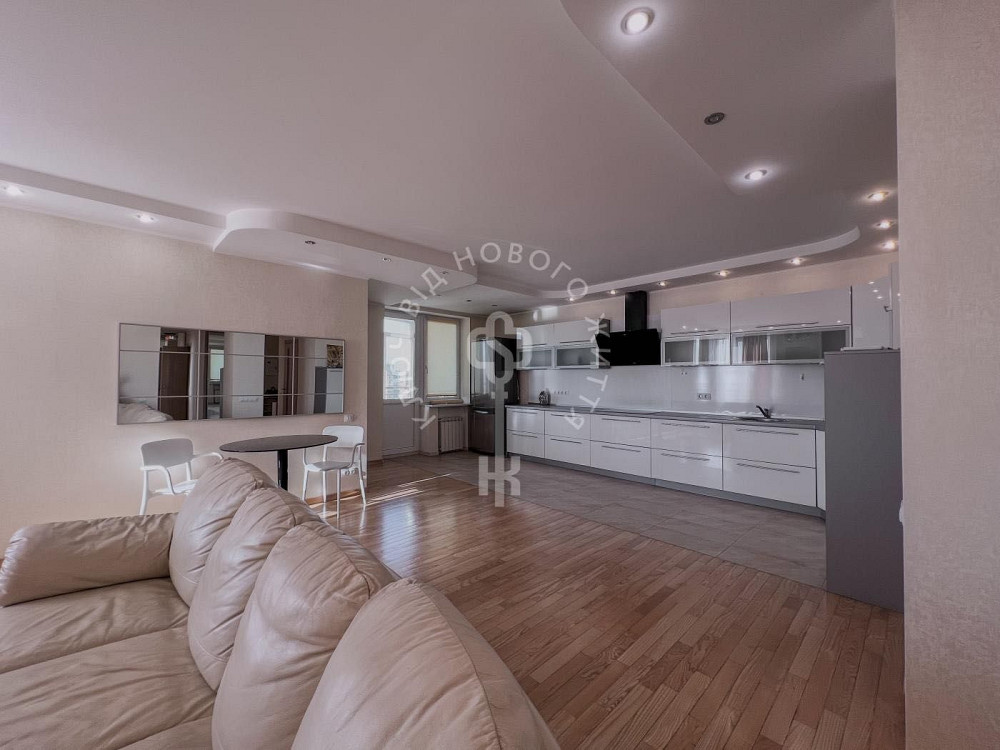 СДАМ! 2-3к, вул. Ірпінська, 69, м. Академмістечко, Святошинський Киев - изображение 1