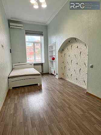 Оренда 3-к квартири Університет Жилянська Ближній Центр Шевченківський Киев