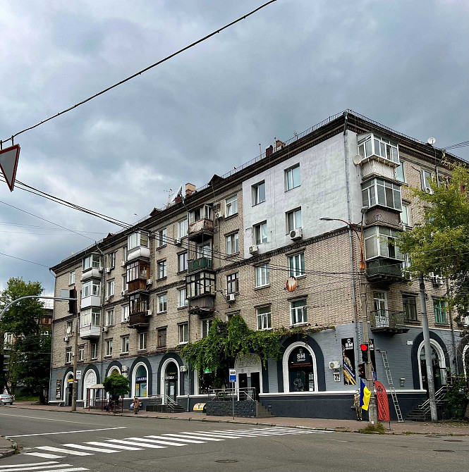 Здається затишна 3 к квартира без комісії вул.Білоруська Киев - изображение 1