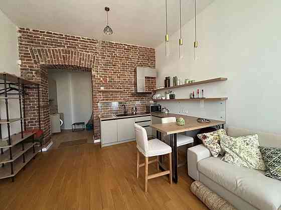 Оренда 1 кім.кв. (Смарт) Ближній центр Солодова 1 Львов