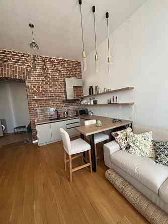 Оренда 1 кім.кв. (Смарт) Ближній центр Солодова 1 Львов