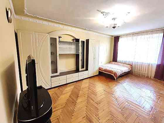 Продається 3-кімн чешка на вул. Південно-Кільцева (Верх, район Кварц) Черновцы