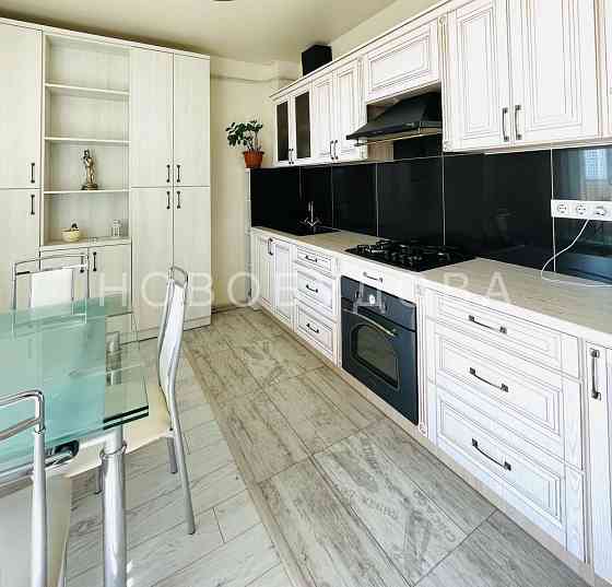 Величезна однокімнатна з капітальним ремонтом. Підземний паркінг. Сумы