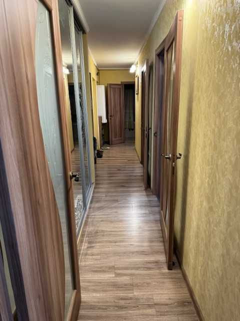 Продається трикімнатна квартира з євро ремонтом Відрадний масив. Киев - изображение 4