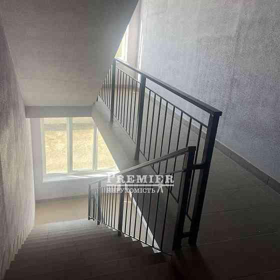 1-кімнатна квартира-студія з ремонтом і меблями на Таїрова Одесса