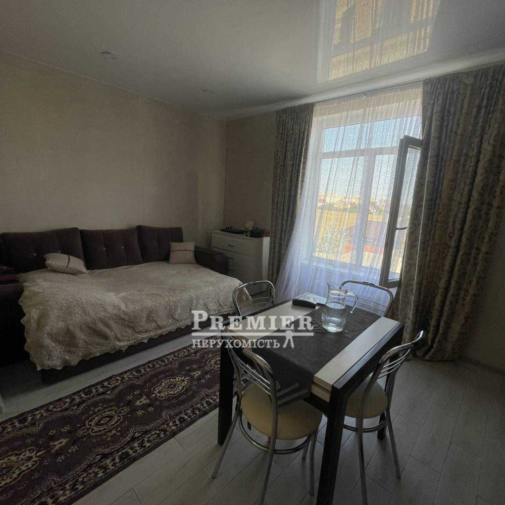 1-кімнатна квартира-студія з ремонтом і меблями на Таїрова Одесса - изображение 2