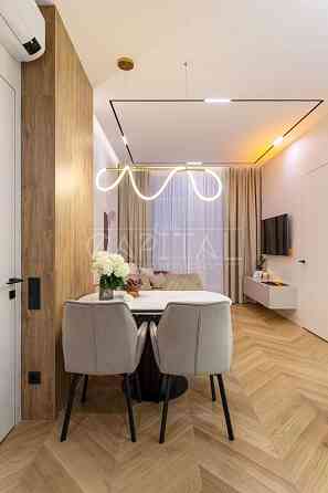 Видова квартира з терасою та дизайнерським ремонтом в ЖК L-квартал Київ