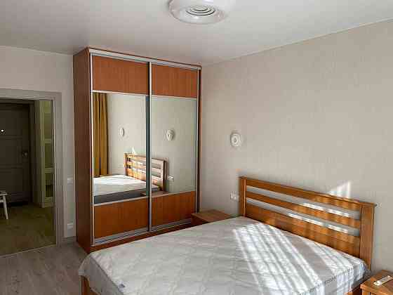 Оренда 2-х кімн. квартири Варшавський квартал .Без комісіі Киев