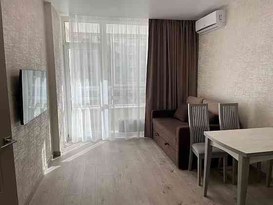 Оренда 2-х кімн. квартири Варшавський квартал .Без комісіі Киев