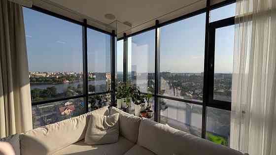 3 кімнатна  квартира з виглядом на міське озеро, дизайнерським ремотом Ивано-Франковск